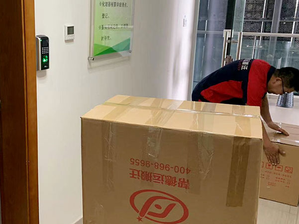 深圳西麗街道搬家